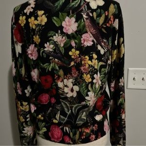 Lord and Taylor, 100% cashmere cardigan. Size large.